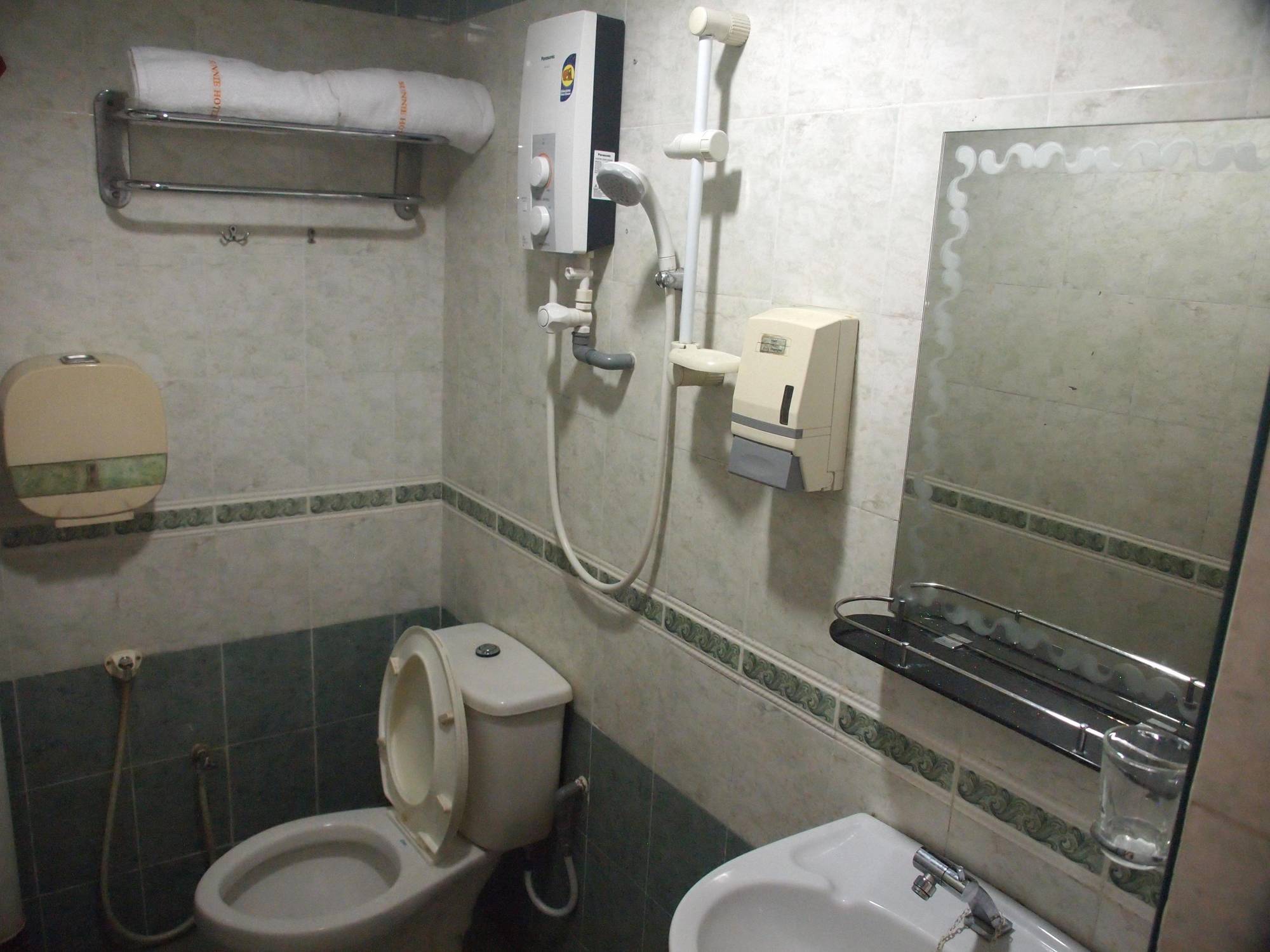 Sunnie Hotel Johor Bahru Eksteriør billede